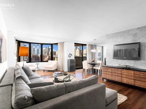 44 West 62nd Street image 1 of 17