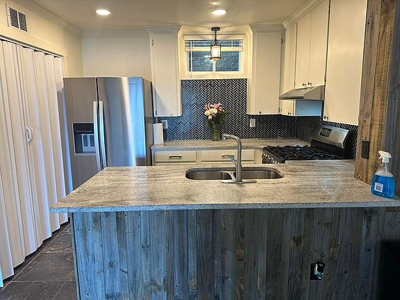 4th image of 349 Chappel Hill Rd APT 7
