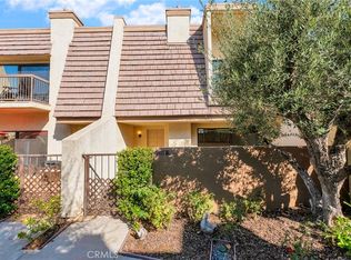 18415 Collins St UNIT K, Tarzana, CA 91356