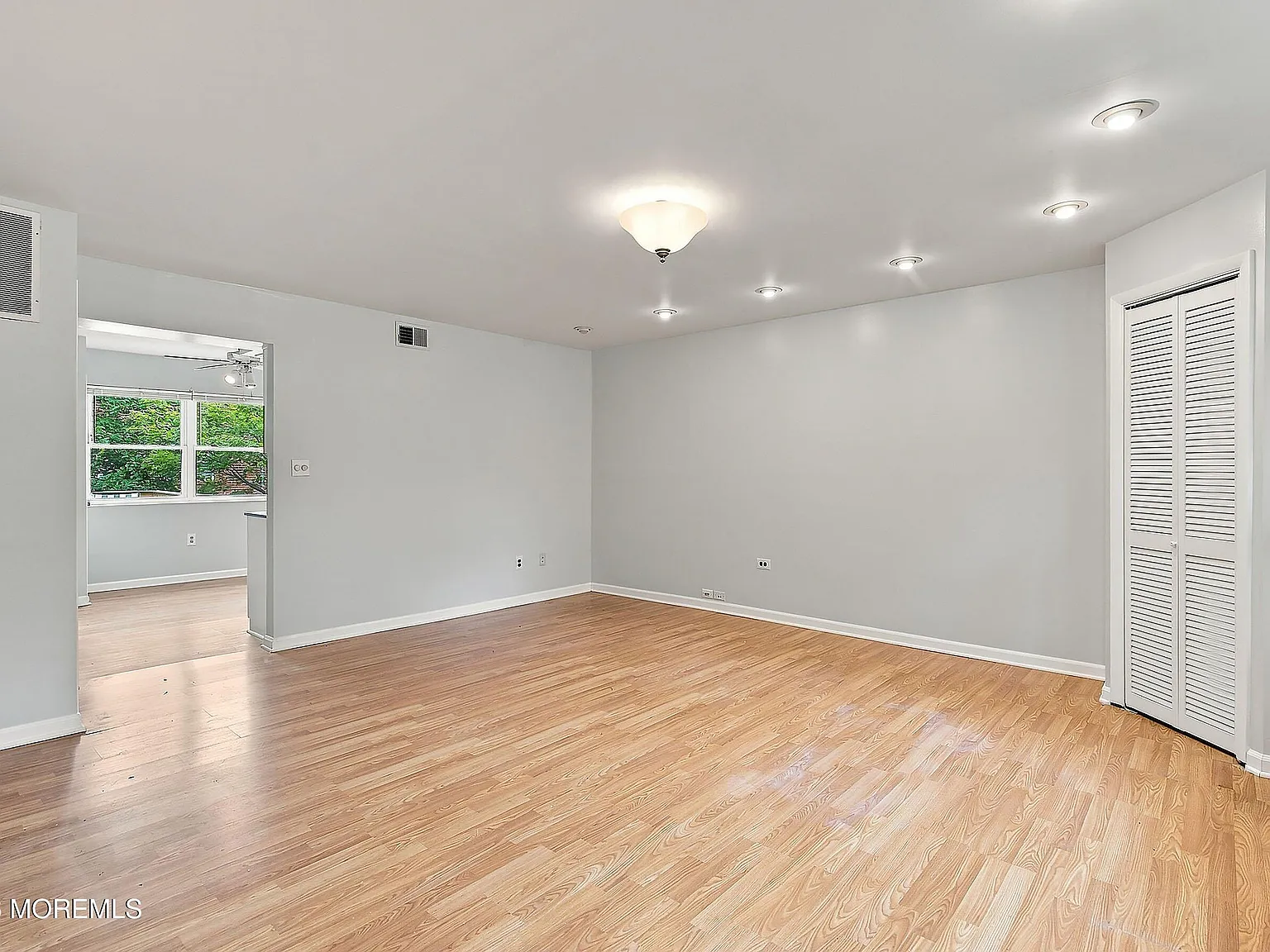 2 bed, 2.5 bath, 1200 sqft, $2,850 — Photo 3