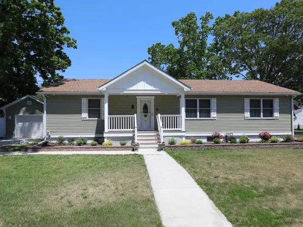 608 Shunpike Rd, Cape May, NJ 08204