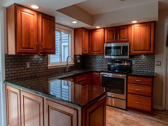 5th image of 5729 Brockport Spencerport Rd