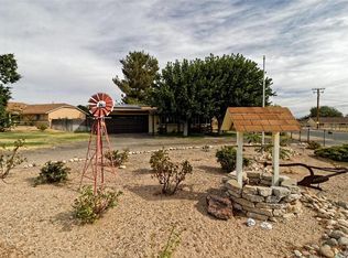 10528 Oakwood St, Hesperia, CA 92345