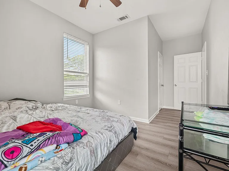 8534 Woodlyn Rd — Photo 21