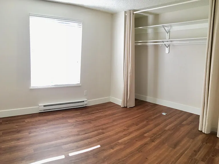 1304 SE 37th Ave — Photo 11