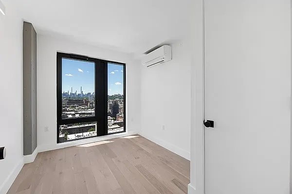 Rented by REAL New York | media 42