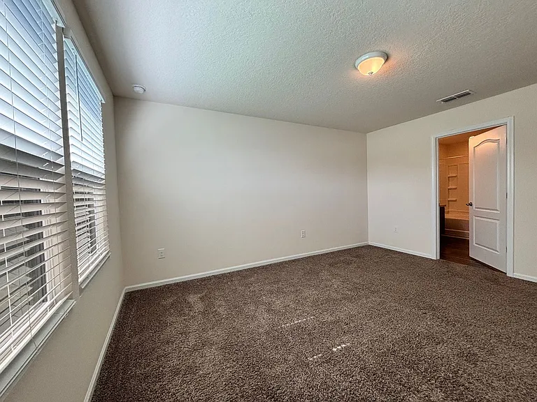 1763 Eagle View Way — Photo 23