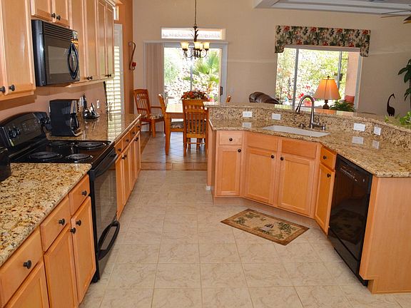 3rd image of 13640 N Heritage Canyon Dr