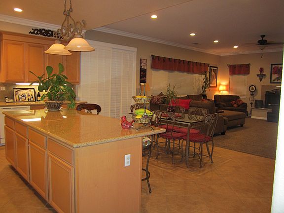 kitchen/family room