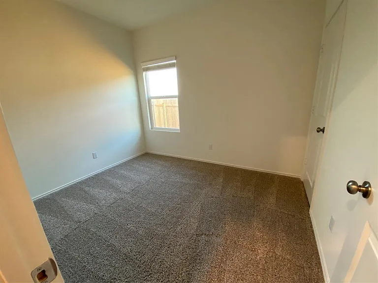 600 Gabriels Bluff Dr — Photo 13