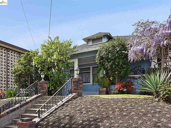 2nd image of 3449 Laguna Ave