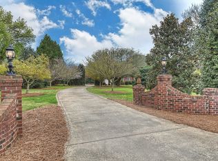 505 Landsbury Dr, Waxhaw, NC 28173
