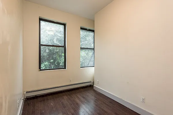 Rented by Nooklyn NYC LLC | media 34