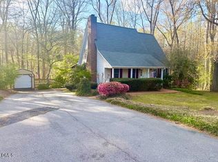 201 Hillandale Dr, Oxford, NC 27565