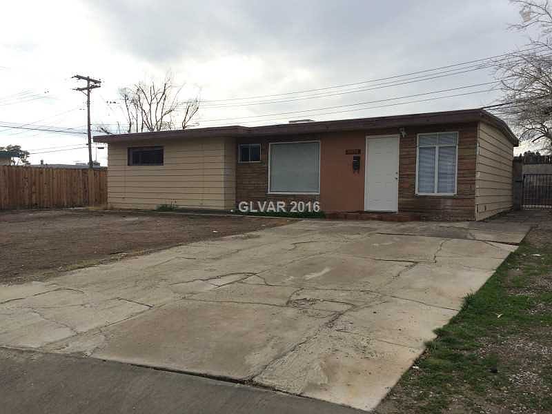 1st image of 2112 Hoyt Ave