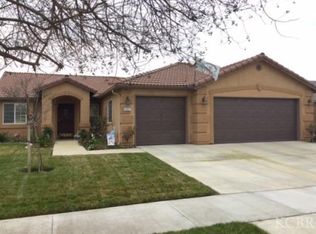 1357 W Semillon St, Hanford, CA 93230