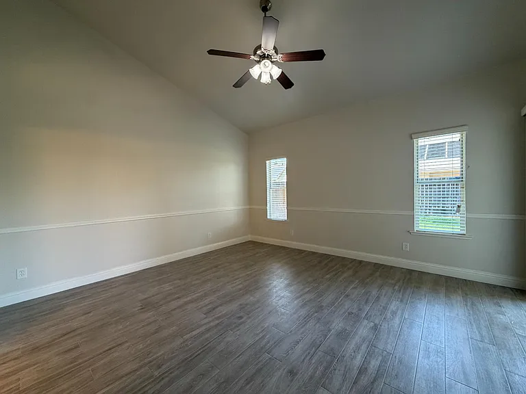 2128 E Saint Andrew Dr — Photo 24