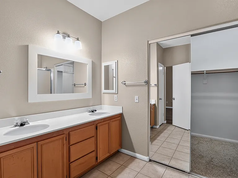 10944 Napa Ridge Dr — Photo 13