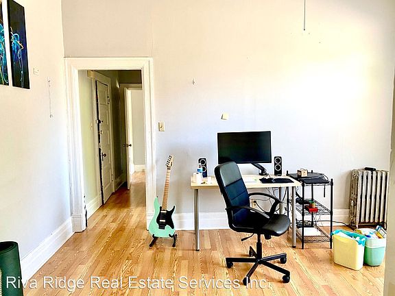 2nd image of 251 S Saint Clair St APT 1