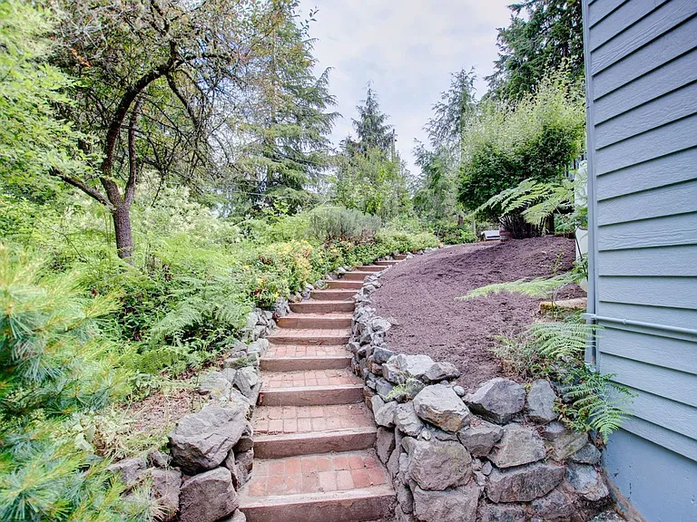 3656 Gamble St — Photo 57