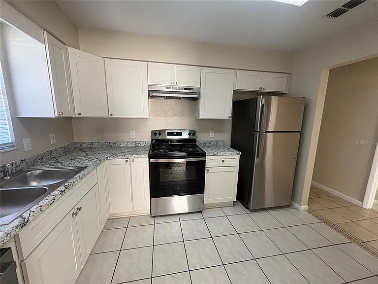 3122 Julia Ct — Photo 14