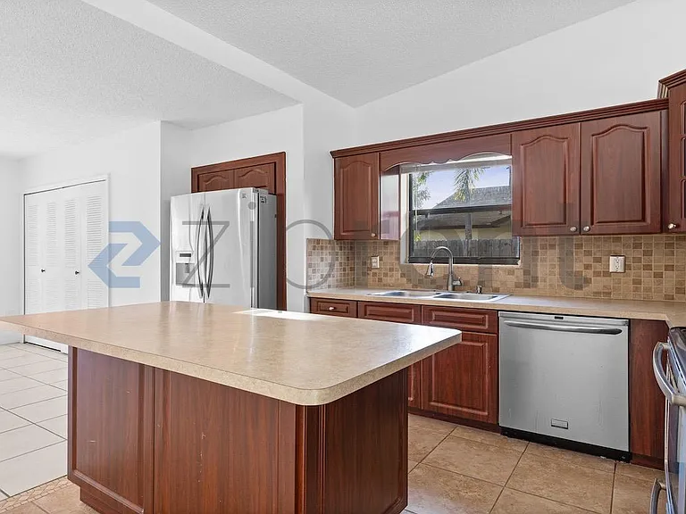 16110 SW 300th St — Photo 13