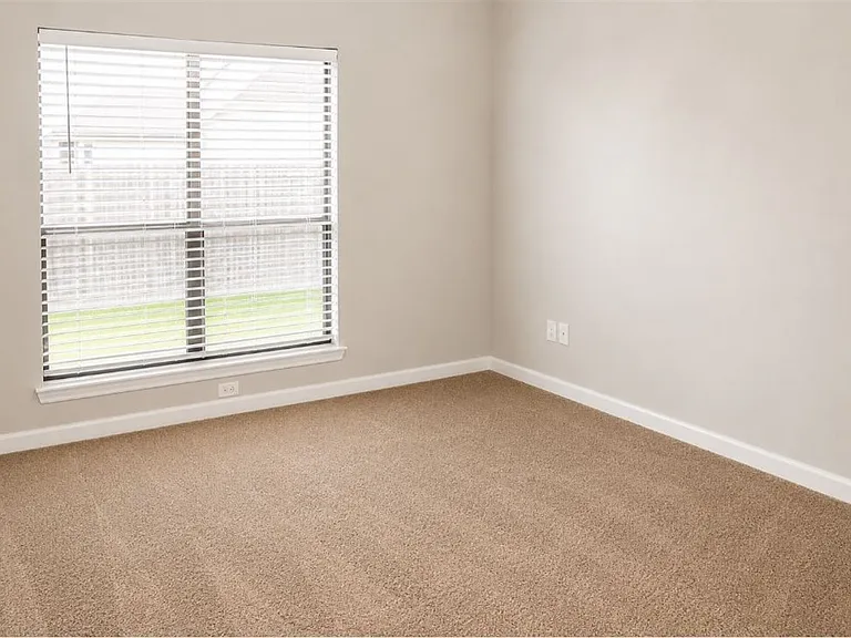 4202 Cedar Creek Ct — Photo 11