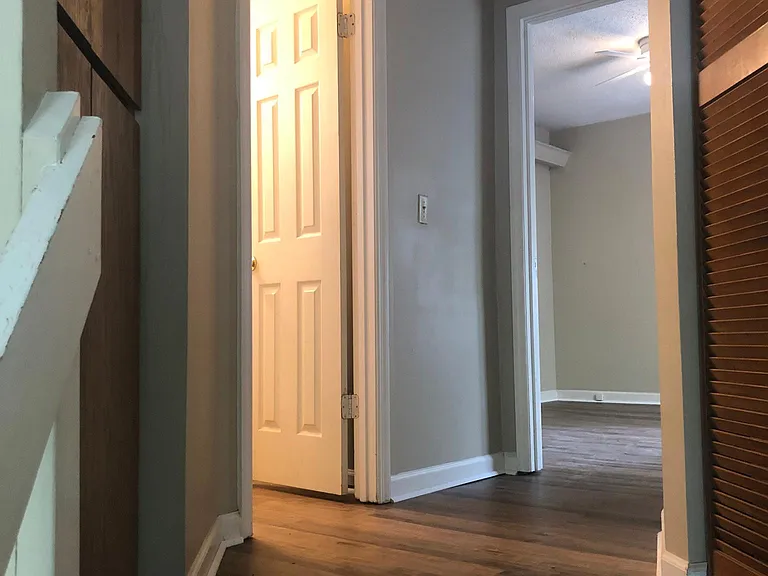 103 Walnut Creek Ct — Photo 6