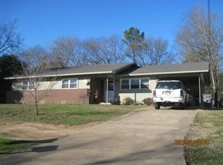 104 Edwards Pl, Hot Springs, AR 71913