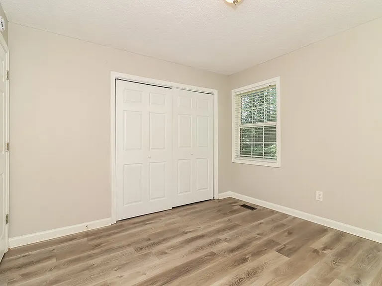 19 Eagle Point Ct — Photo 14