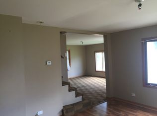 71 N Lincoln Ave, Carpentersville, IL