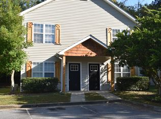 115 Lilli Ln, Woodstock, GA 30188