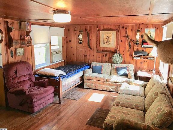 Extra room, Can be used bed room.