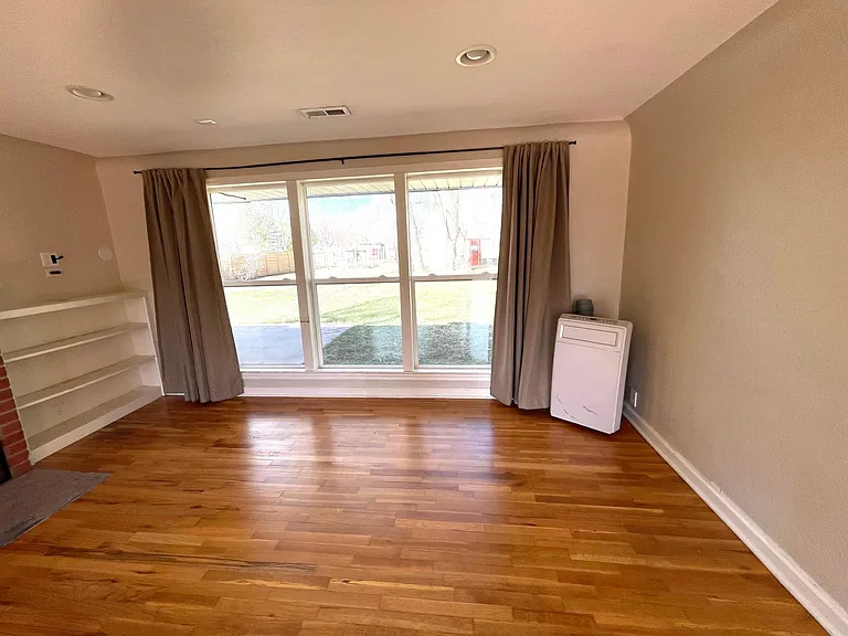 737 N Taft Hill Rd — Photo 37