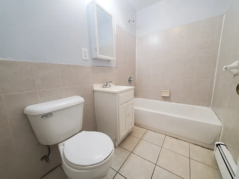 205 Union St #3 — Photo 3