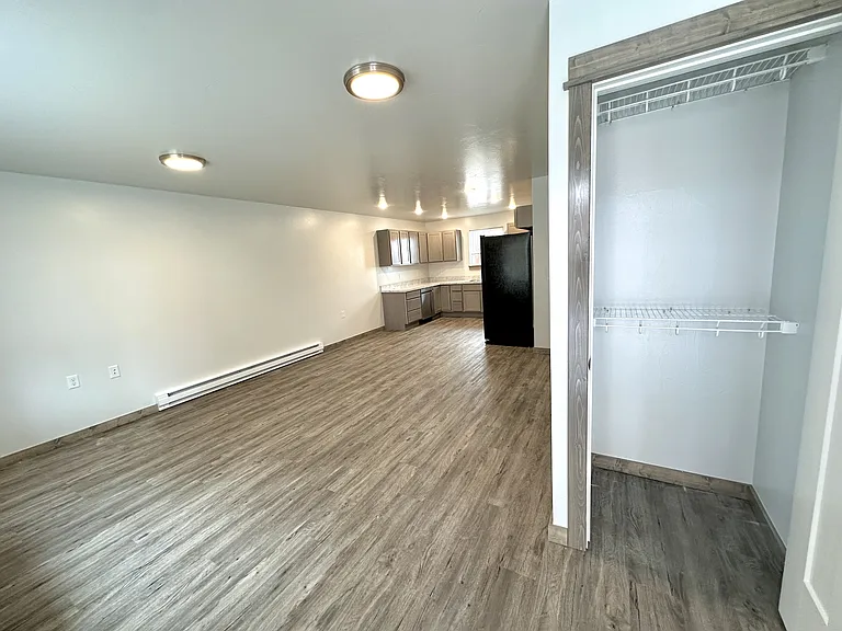 3189 Queen Anns St #2 — Photo 3