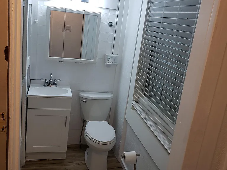 27 Norton St #1 — Photo 19
