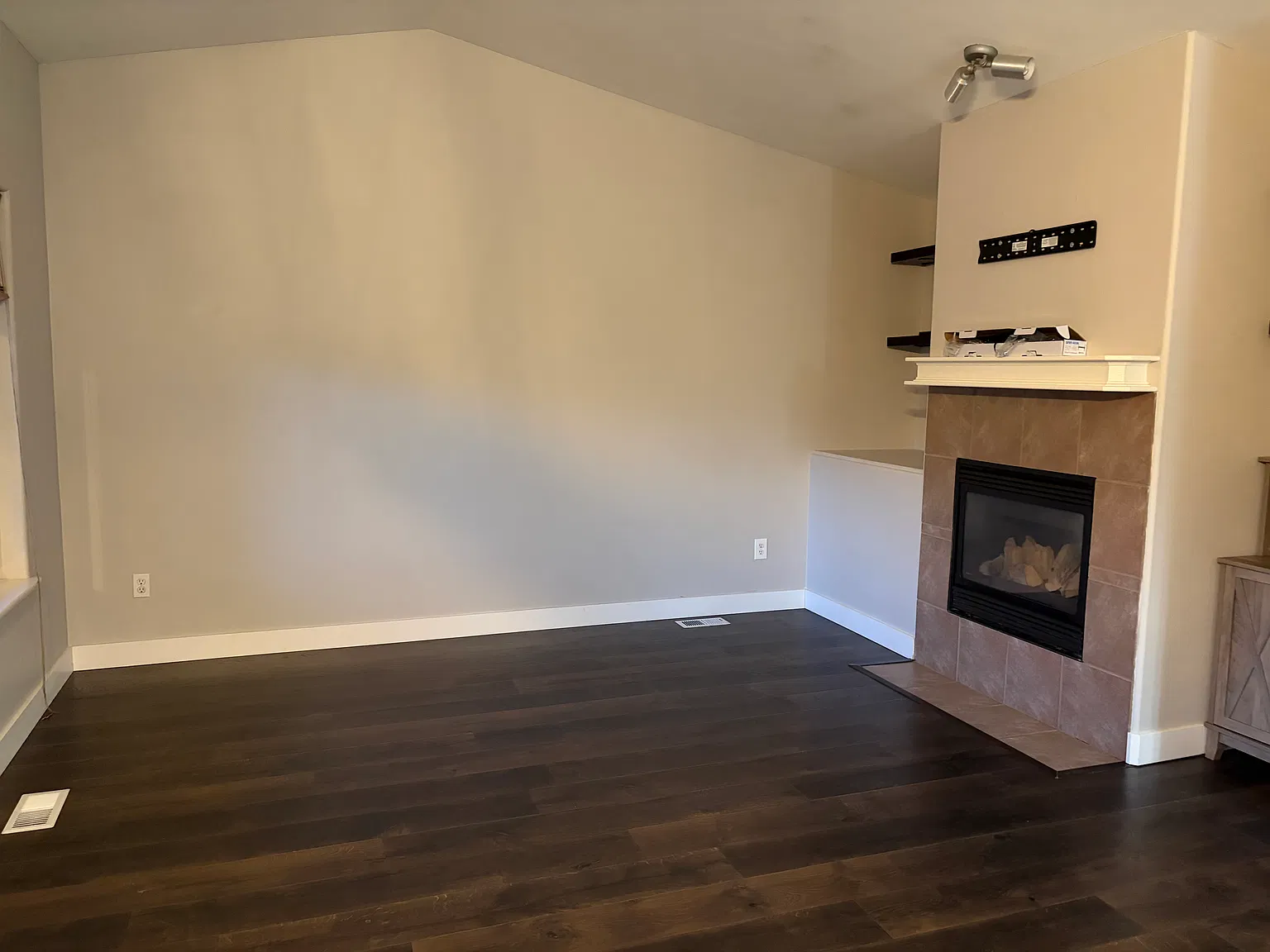 3 bed, 1549 sqft, $2,500 — Photo 4