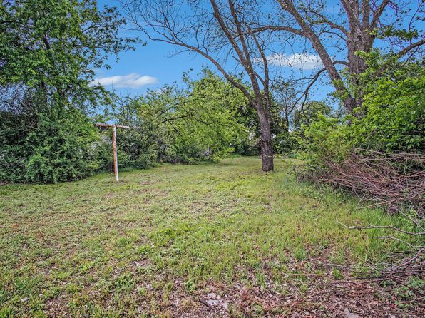 5020 Catalpa St, Haltom City, TX 76117