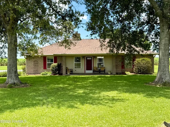 3300 Cedarwood Dr, New Iberia, LA 70560