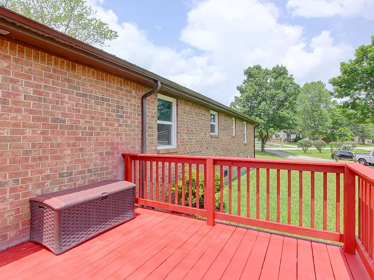 729 Welsey Dr — Photo 38