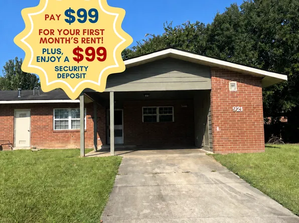 921 McClellan St, Warner Robins, GA 31098