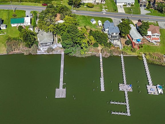 4th image of 31346 River Rd