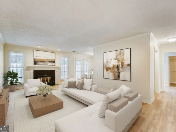 1750 Clairmont Rd APT 4, Decatur, GA 30033