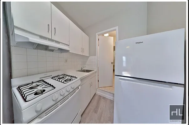 Rented by Highline Residential | media 3