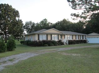 5796 Upper New Bethel Rd, Ray City, GA 31645