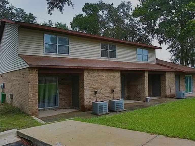 Bentley Villas — Photo 5
