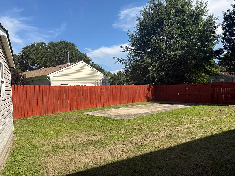 3339 Dietz Dr — Photo 11