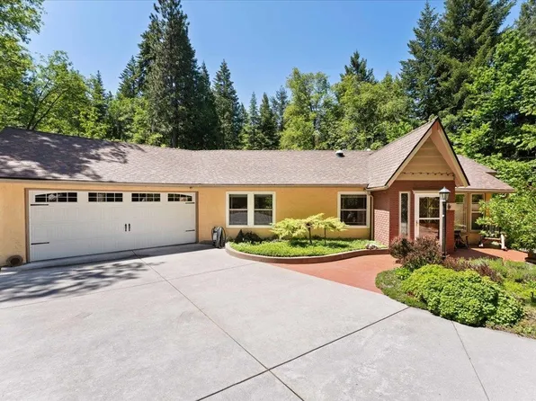 609 Eiler Rd, Mount Shasta, CA 96067