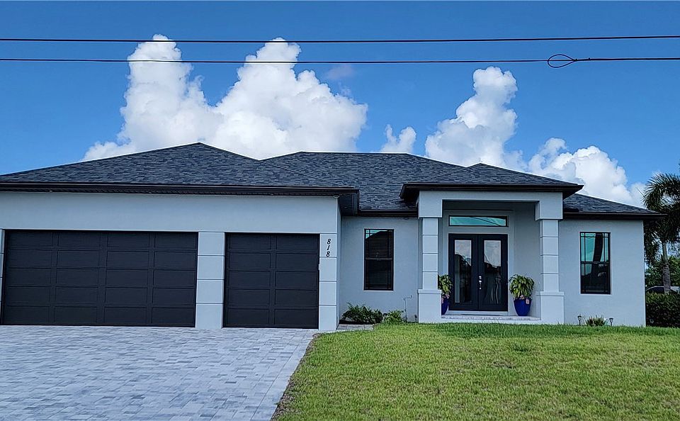 1st image of 818 NW 36th Ave